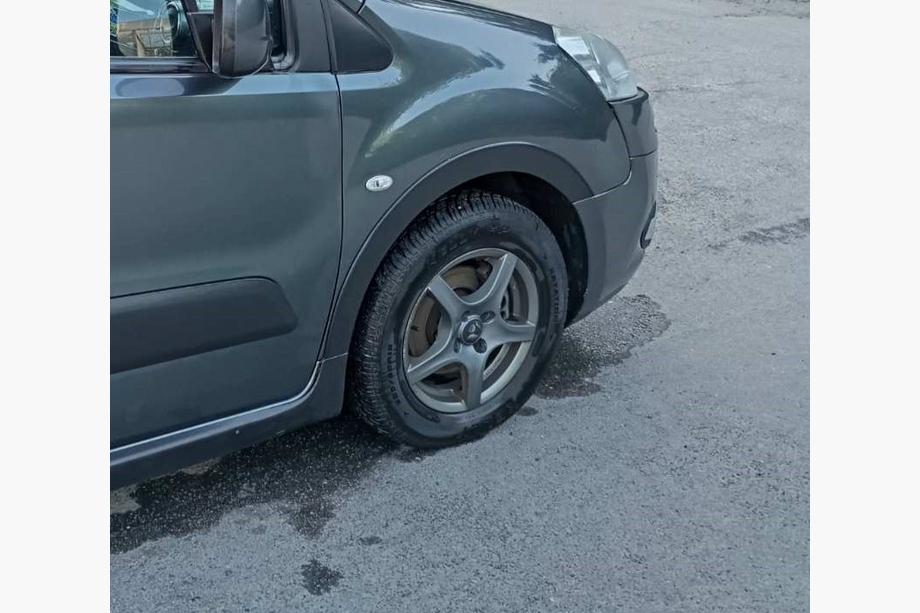 Citroen Berlingo 2008–2018 Riteņu arku uzlikas (4 gab., melnas) 2 sānu durvis, metāls Foto 4
