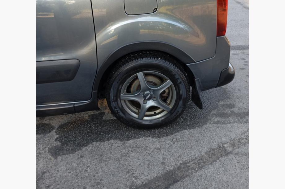 Citroen Berlingo 2008–2018 Riteņu arku uzlikas (4 gab., melnas) 2 sānu durvis, metāls Foto 2