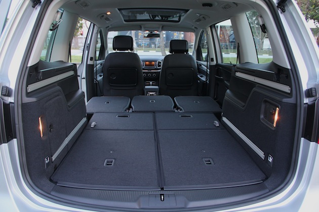 Volkswagen Sharan otrās paaudzes minivens