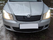Skoda Octavia II A5 2010–2013 Ziemas pārsegs radiatora restei (apakšējais) Glancēta foto 2
