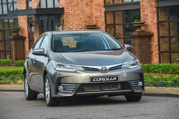 Populārā sedana Toyota Corolla apskats