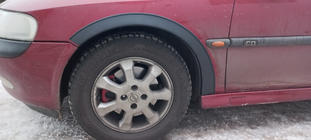 Opel Vectra B 1995–2002 Riteņu arku uzlikas (4 gab., melnas) Metāla foto 3