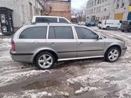 Skoda Octavia I Tour A4 1996–2010 Riteņu arku uzlikas (4 gab., melnas) foto 7