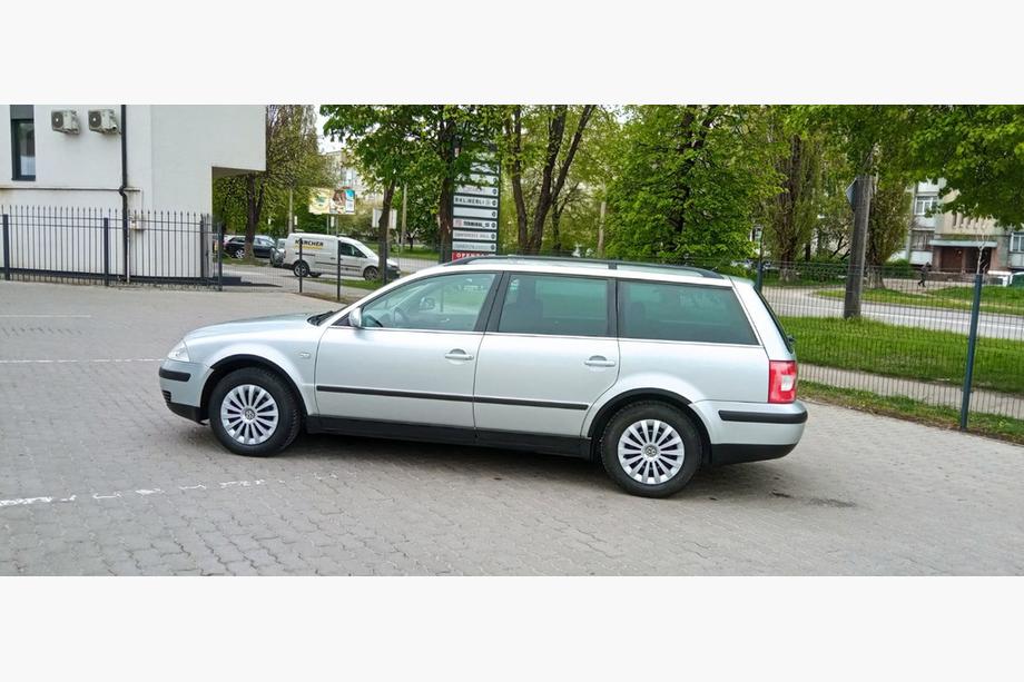 Volkswagen Passat B5 1997–2005 Riteņu arku uzlikas (4 gab., melnas) Sedans, 2000-2006, metāls Foto 4
