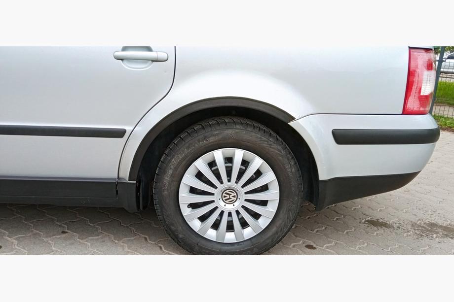 Volkswagen Passat B5 1997–2005 Riteņu arku uzlikas (4 gab., melnas) Sedans, 2000-2006, metāls Foto 6