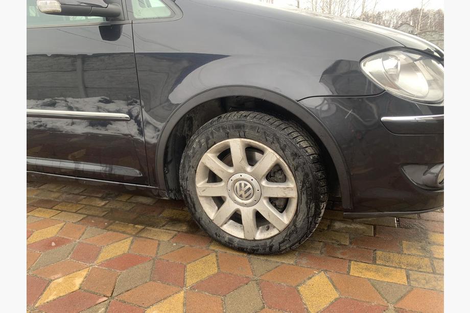 Volkswagen Touran 2003–2010 Riteņu arku uzlikas (4 gab., melnas) 2006-2010, plastmasas Foto 4
