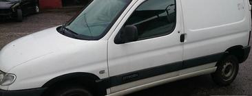 Peugeot Partner 1996–2008 Plastmasas riteņu arku uzlikas (4 gab., melnas) foto 3