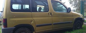 Peugeot Partner 1996–2008 Plastmasas riteņu arku uzlikas (4 gab., melnas) foto 2