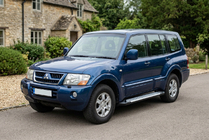 Mitsubishi Pajero Wagon III 1999–2006 Sānu kāpšļi X5 tipa (2 gab., alumīnija) foto 1