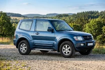 Mitsubishi Pajero Wagon III 1999–2006 Sānu sliekšņi Line (2 gab., alumīnijs) foto 1