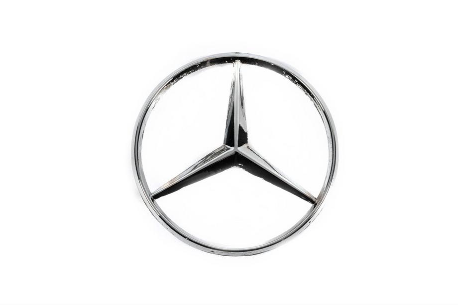 Mercedes E-klase W124 1984–1997 Aizmugurējā emblēma (nerūsējošais tērauds) Image