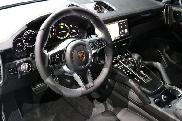 Kur ražo Porsche?