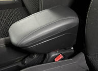 Citroen C-3 2009–2016 Roku balsts (ar plastmasas adapteri glāžu turētājam) foto 2