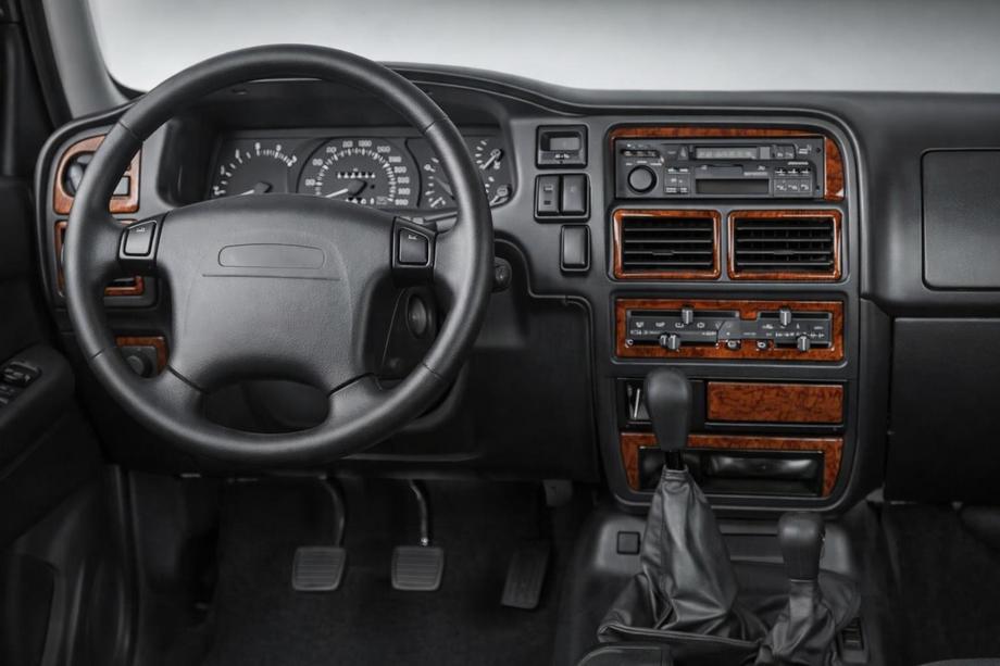 Opel Frontera 1991–1998 Paneļa uzlikas Image