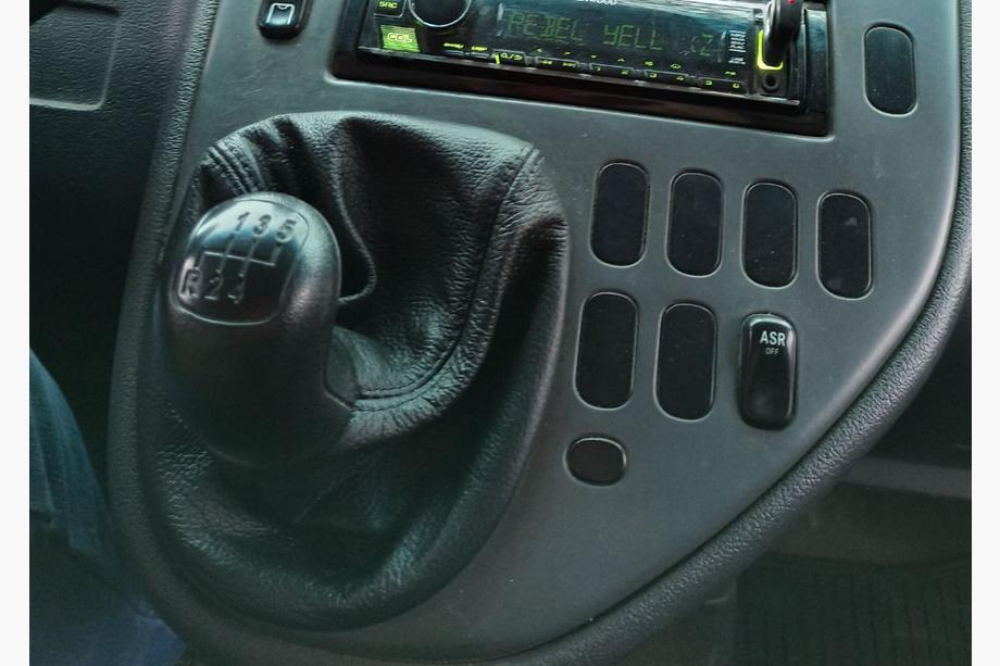 Mercedes Vito W638 1996–2003 Pārnesumu pārslēga sviras pārvalks (āda) Foto 3