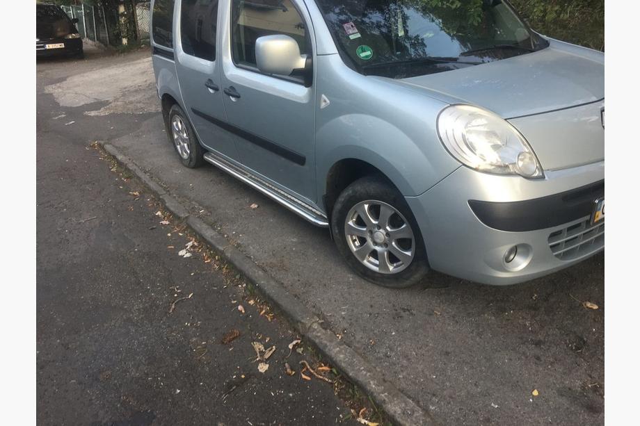 Renault Kangoo 2008–2020 Premium sānu sliekšņi (2 gab., nerūsējošais tērauds) 60 mm, īsā riteņu bāze Image