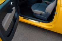 Fiat 500/500L 2013–2022 Sliekšņu uzlikas 500 (OmsaLine, 2 gab., nerūsējošais tērauds) foto 2