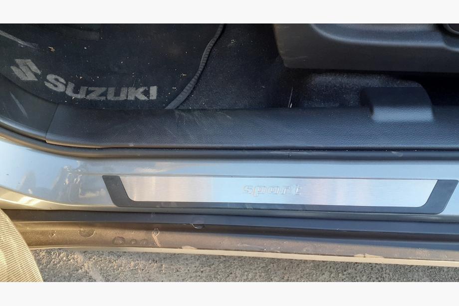 Suzuki SX4 2006–2013 Hromētas sliekšņu uzlikas (4 gab.) Image