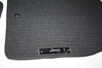 Jeep Grand Cherokee WK2 2010–2021 Tekstila salona paklājiņi (Corona) foto 14