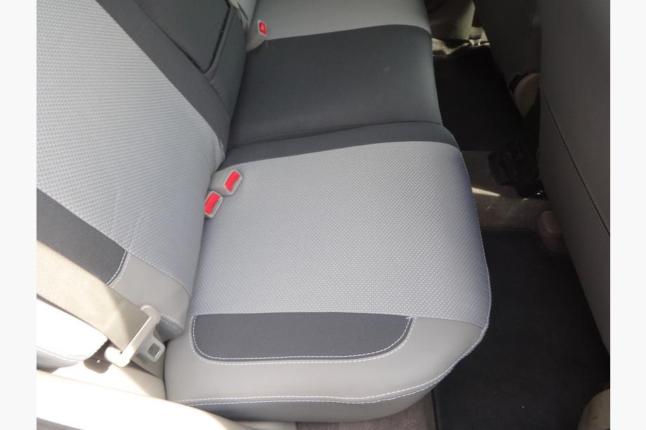 Nissan X-trail T30 2002–2007 Autosēdekļu pārvalki (mākslīgā āda↗audums, Premium) Foto 18