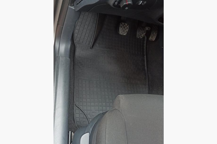 Seat Ibiza 2002–2009 Gumijas salona paklājiņi (4 gab., Polytep) Image