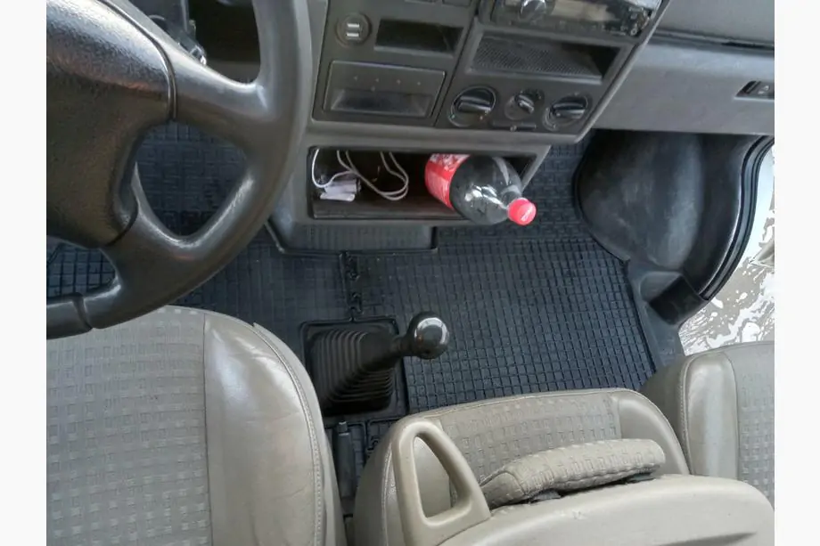 Volkswagen T4 Caravelle/Multivan 1990–2003 Gumijas salona paklājiņi (2 gab., Polytep) Image