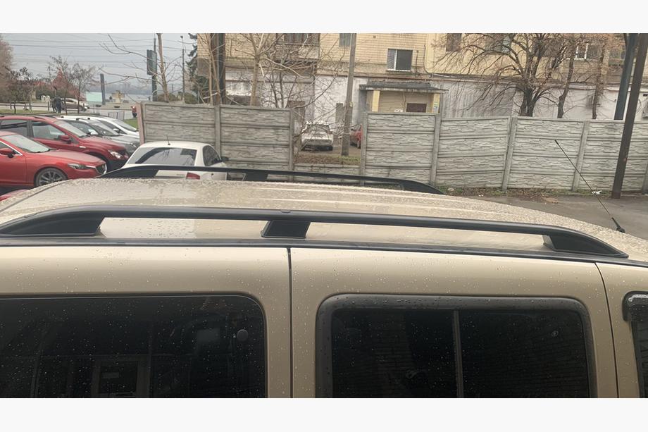 Fiat Doblo I 2005–2010 Jumta reliņi Skyport (melni) Standarta bāze Foto 3