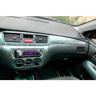 Paneļa uzlikas V1 (Meric) Mitsubishi Lancer 9 2004–2008 foto 1