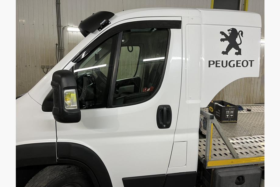 Fiat Ducato 2006–2025 Logu vēja deflektori (2 gab., DDU) Image