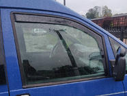 Peugeot Expert 1995–2007 Ieliekamie logu vēja deflektori (2 gab., DDU) foto 1