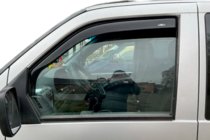 Mercedes Vito W638 1996–2003 Ieliekamie logu deflektori (2 gab., HIC) foto 8