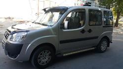 Fiat Doblo I 2001–2005 Vējstikla vizieris (melns spīdīgs, 5 mm) foto 6