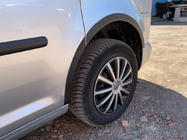 Volkswagen Caddy 2010–2015 Spārnu arku uzlikas (matēti melnas) Īsā bāze, 1 sānu (plastmasa) foto 1