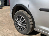 Volkswagen Caddy 2010–2015 Spārnu arku uzlikas (matēti melnas) Īsā bāze, 1 sānu (plastmasa) foto 13