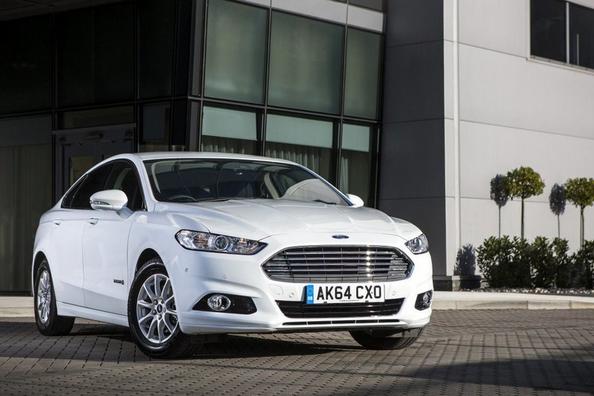 Pēdējās paaudzes Ford Mondeo apskats