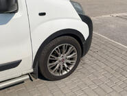 Fiat Fiorino/Qubo 2008–2024 Riteņu arku uzlikas (4 gab., melnas) foto 3