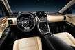 Premium klases krosovera Lexus NX 200 apskats foto 6