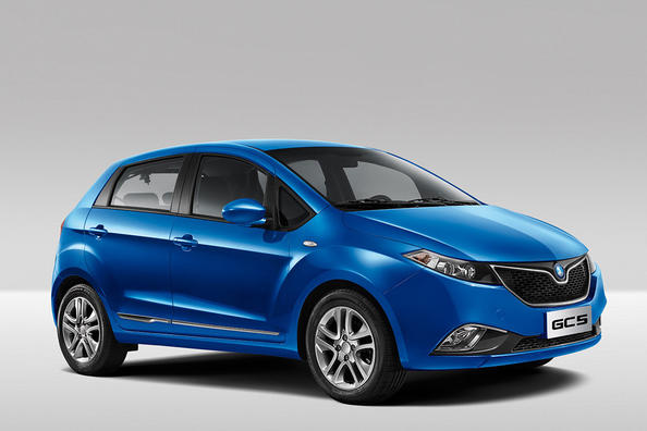 Geely GC5 hečbeka apskats