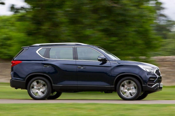 SsangYong Rexton trešās paaudzes krosovera apskats Foto 4