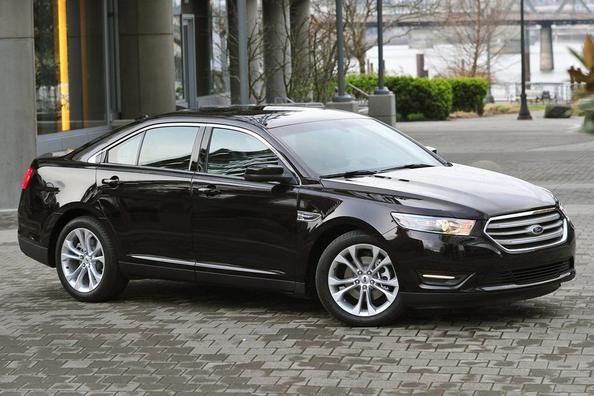 Ford Taurus 2013. modeļa gada sedana apskats