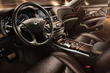 Biznesa klases sedans Infiniti Q70 foto 6