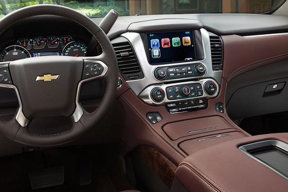Atjauninātais apvidus auto Chevrolet Tahoe Foto 6