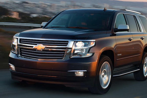 Atjauninātais apvidus auto Chevrolet Tahoe Foto 1