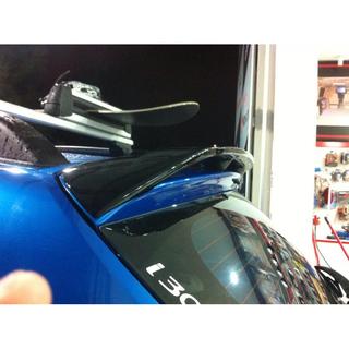 Spoileris krāsošanai Renault Sandero 2013–2022 foto 2