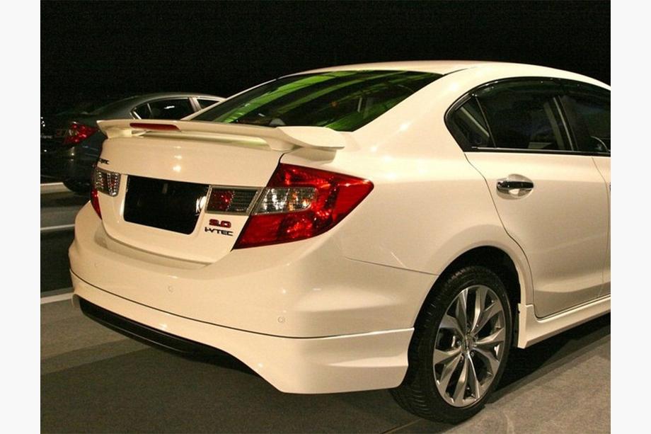 Honda Civic Sedan IX 2011–2016 Aizmugurējā bampera uzlika (krāsošanai) Image