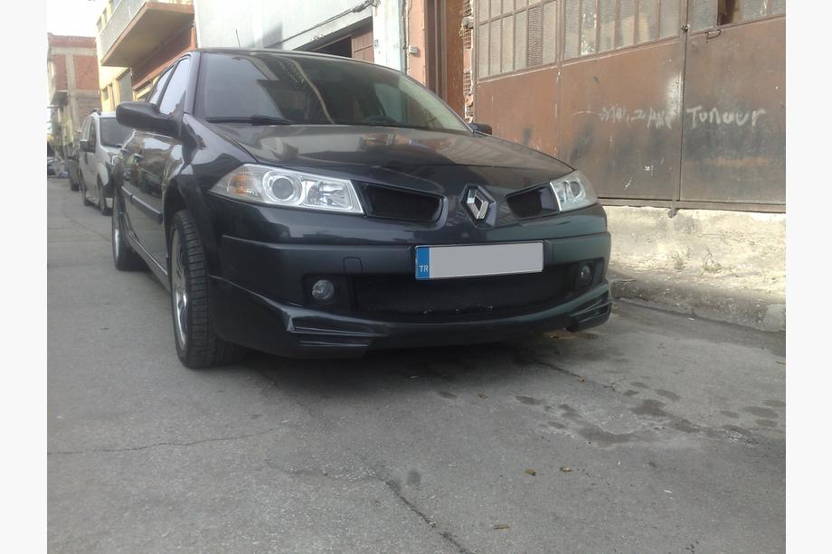 Renault Megane II 2004–2009 Priekšējā bufera lūpas uzlika 2006-2009 (krāsošanai) Image