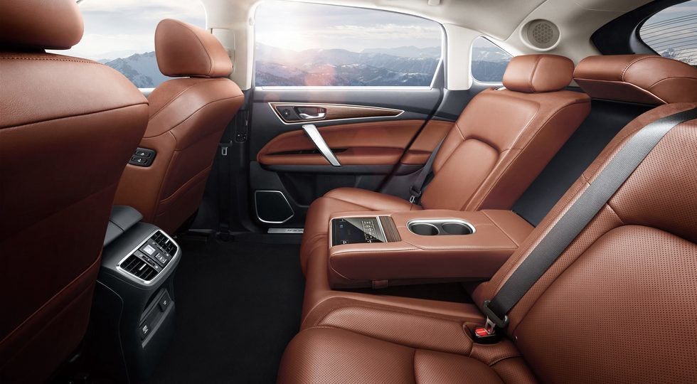 Honda Avancier 2017 modeļa gada krosovera apskats