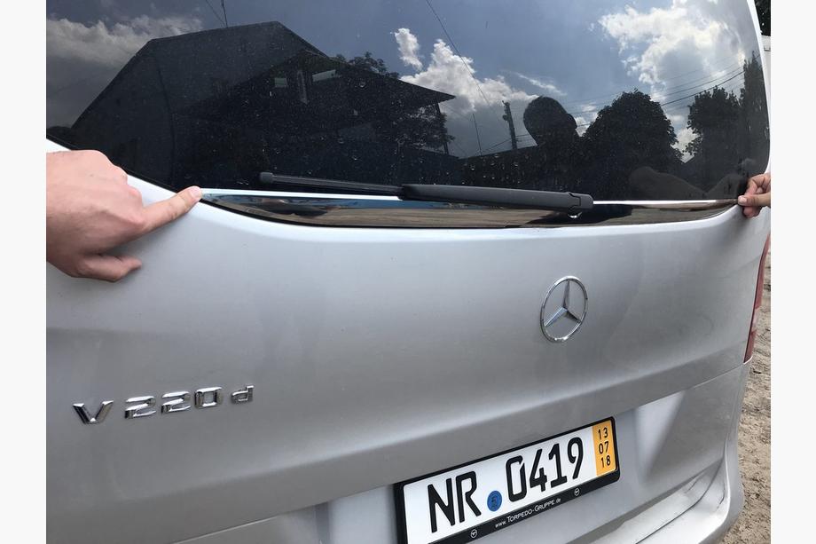 Mercedes Vito/V klase W447 2014– Aizmugurējā stikla apmale (mazais stikls) nerūsējošais tērauds OmsaLine – itāļu nerūsējošais tērauds Foto 6