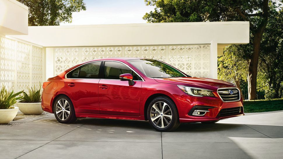 Sestās paaudzes Subaru Legacy sedans