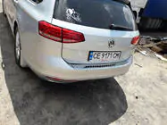 Volkswagen Passat B8 2015–2023 Aizmugurējā bampera hromētā uzlika Carmos V1 (SW) foto 8